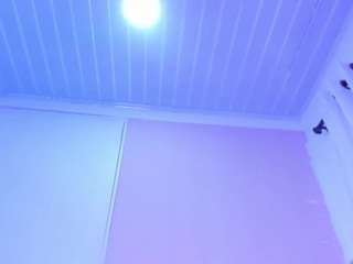 LILI live webcam show