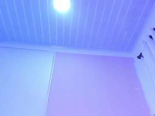 LILI live webcam show