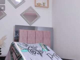 miapearls live webcam show