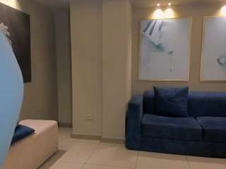 toricross from CamSoda is Freechat