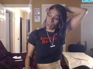 Divathesnakecharmer's Live Sex Cam Show
