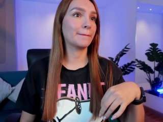 mia-taylors's CamSoda show and profile