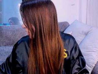 mia-taylors