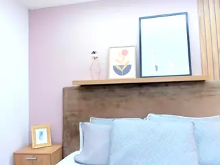 sarahlopezz's Live Sex Cam Show