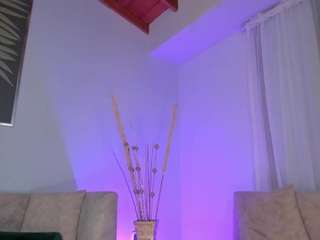 katienolan webcam
