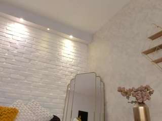 katienolan Teen live webcam