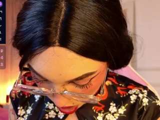 lyna-love Small-tits live webcam