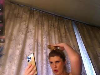 TsPostOphere live webcam show