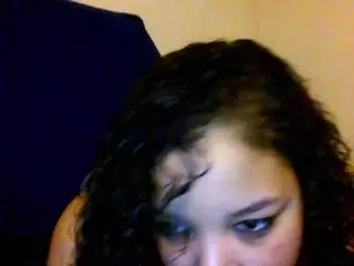 Suagrtitzzz's Live Sex Cam Show