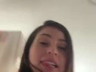 Live webcam model samynightt on Soda Cams