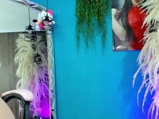 Queenramona-hot