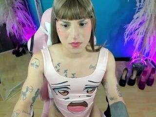 queenramona-hot
