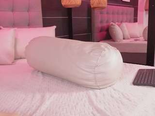 bellat-slatin Live Webcam on CamSoda
