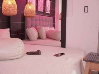 bellat-slatin Live Webcam on CamSoda