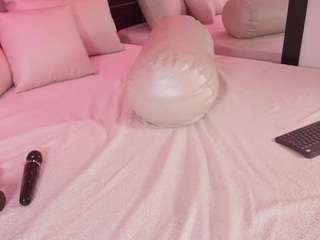 bellat-slatin Live Webcam on CamSoda