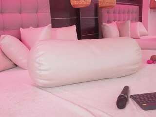 bellat-slatin Live Webcam on CamSoda