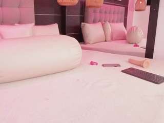 bellat-slatin Live Webcam on CamSoda
