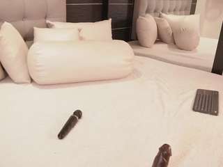 bellat-slatin Live Webcam on CamSoda