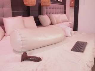 bellat-slatin Live Webcam on CamSoda