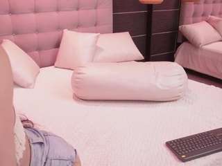 bellat-slatin Live Webcam on CamSoda