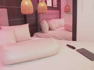 bellat-slatin Live Webcam on CamSoda