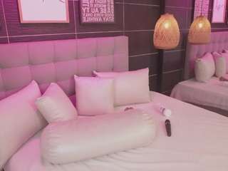 bellat-slatin Live Webcam on CamSoda