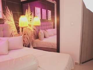 bellat-slatin Live Webcam on CamSoda