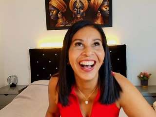 shanon-mature Live Webcam on CamSoda