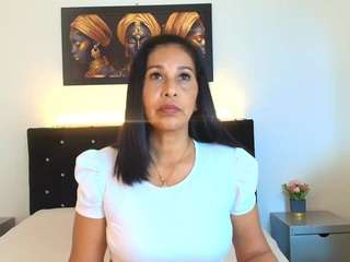 shanon-mature webcam