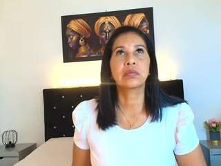 shanon-mature webcam