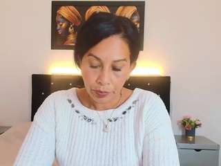 shanon-mature