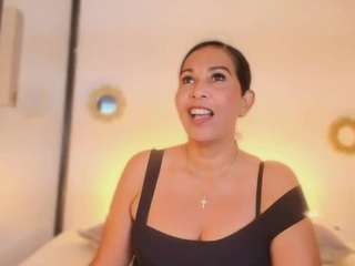 shanon-mature's live room