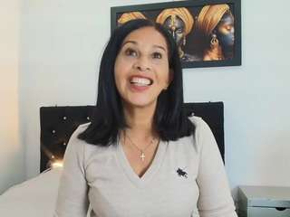 Shanon-mature's cam show statistics and live stream