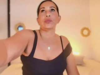 shanon-mature