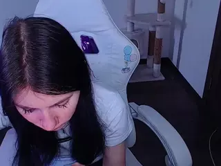 DaniellaTrue1's Live Sex Cam Show