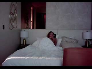 Lia Lumi live webcam show