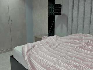  michellangels chat room