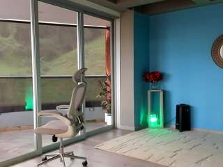 Live webcam model michellangels on Soda Cams