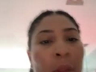 michellangels Live Webcam on CamSoda