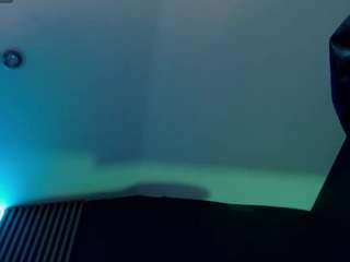nicoolettee live webcam show