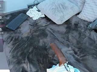 squirting [647 tokens remaining]