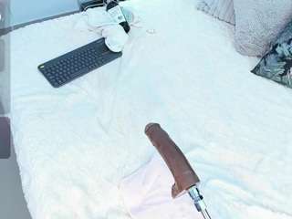 angie-roses webcam