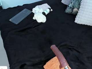 angie-roses webcam