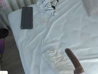 angie-roses live cam profile