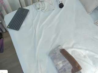 angie-roses webcam
