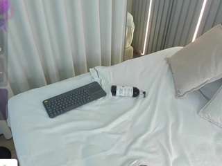 angie-roses Sex Cam Show