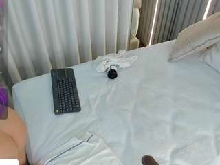 Angie-Roses live webcam show