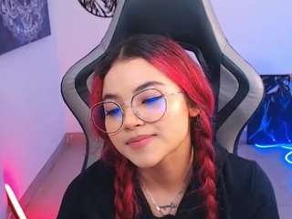 scarletthudsson Live Webcam on CamSoda