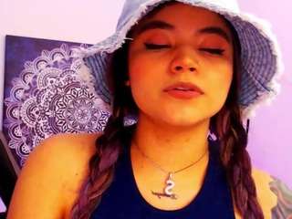 scarletthudsson Live Webcam on CamSoda