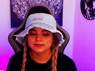 scarletthudsson live cam profile